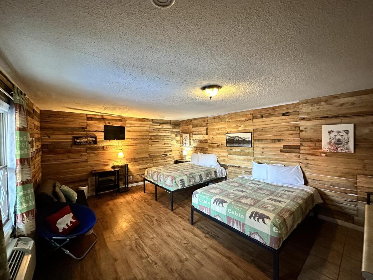 Ski Mountain Lodge ガトリンバーグ エクステリア 写真