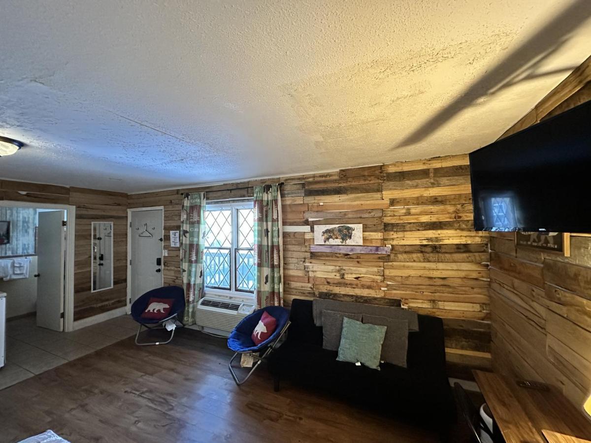 Ski Mountain Lodge ガトリンバーグ エクステリア 写真