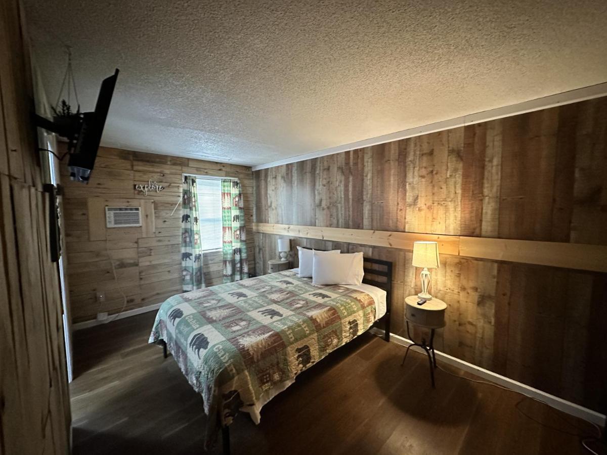 Ski Mountain Lodge ガトリンバーグ エクステリア 写真