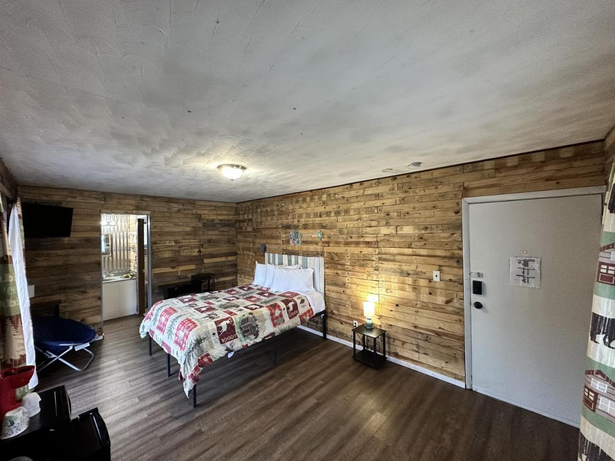 Ski Mountain Lodge ガトリンバーグ エクステリア 写真