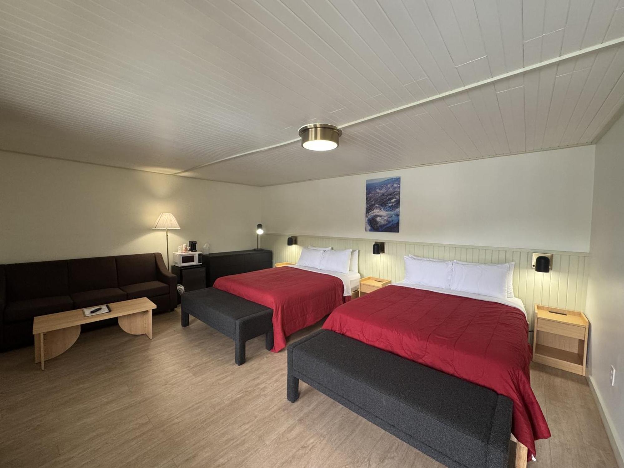 Ski Mountain Lodge ガトリンバーグ エクステリア 写真